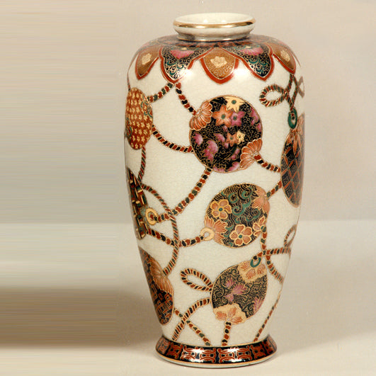 VASO IN PORCELLANA DECORATA A MANO