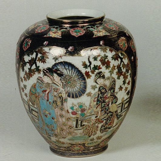 VASO IN PORCELLANA DECORATA A MANO