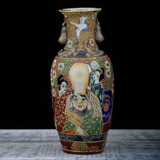 VASO IN  PORCELLANA DECORATA A MANO