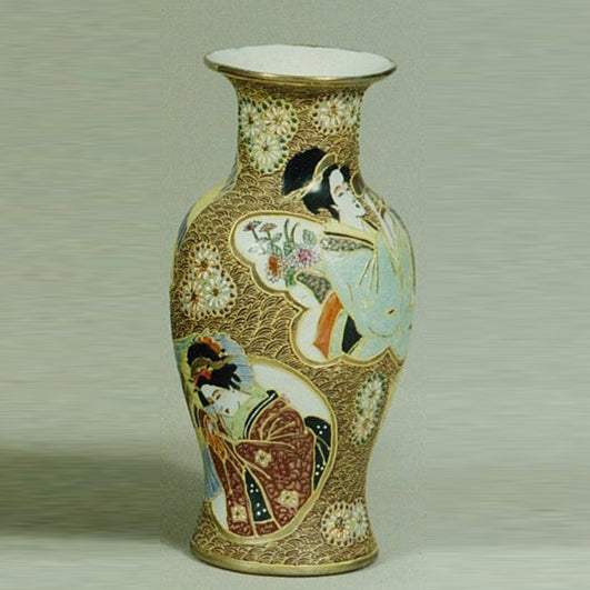 VASO IN  PORCELLANA DECORATA A MANO