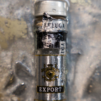 Frammenti di vodka "Beluga" fissati nel tempo