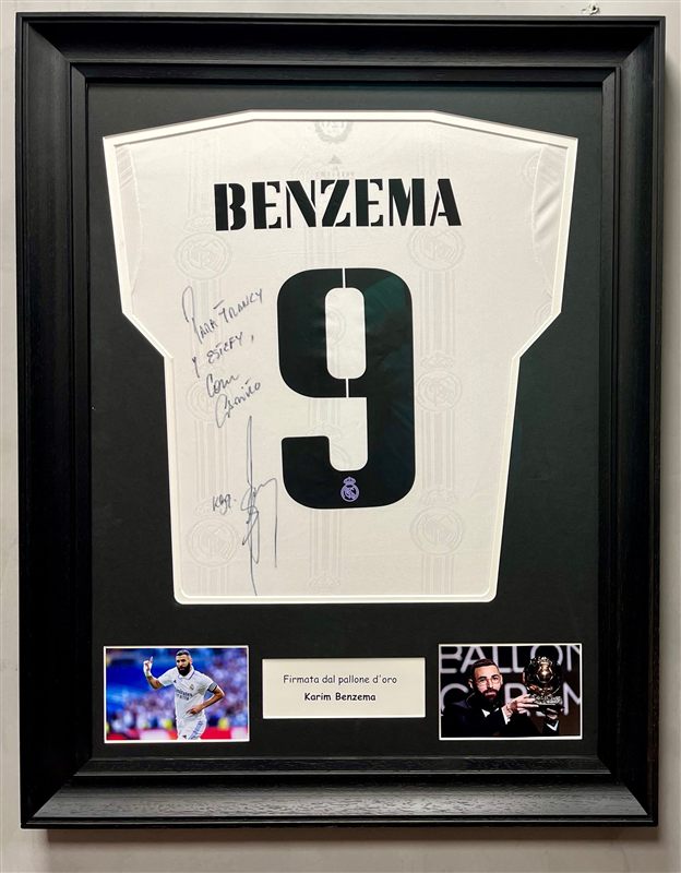 Cornice Daphne Golden con maglia da calcio autografata e vetro antiriflesso